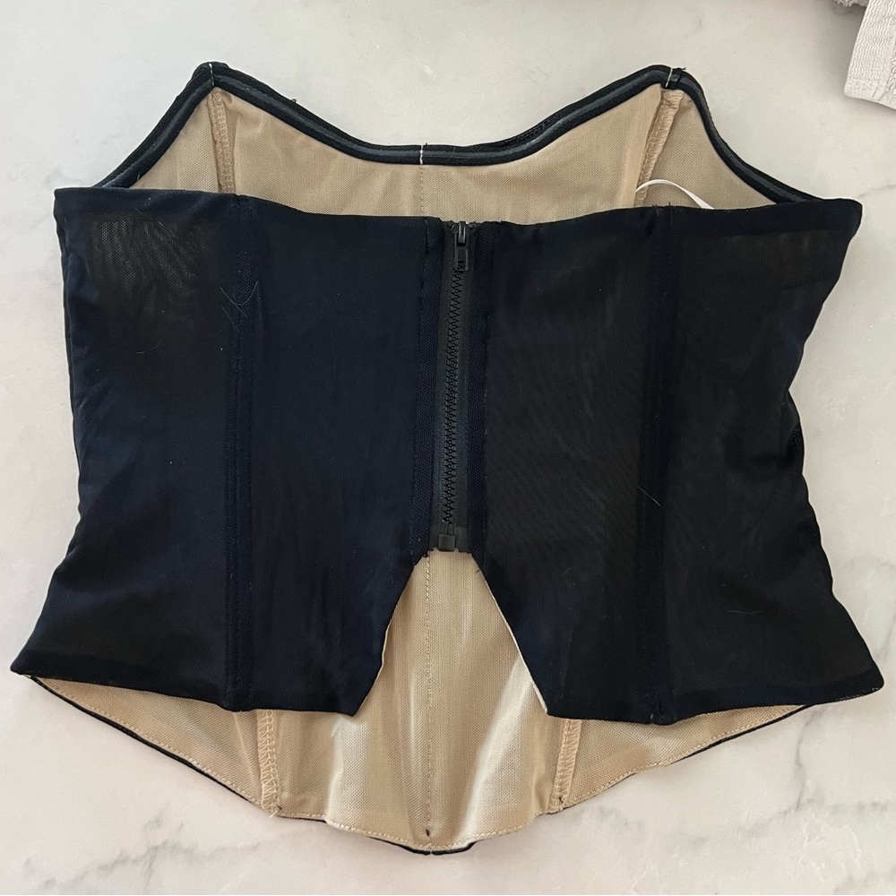 Princess Polly AZRIEL STRAPLESS BUSTIER BLACK size 4